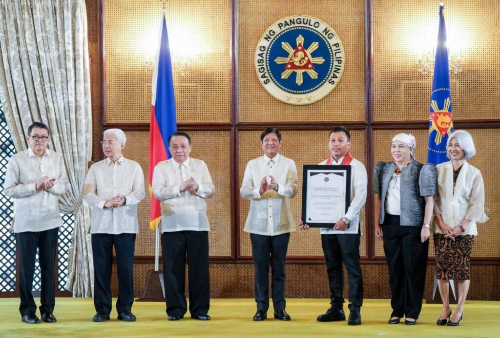 PBBM praises entrepreneurs at 2024 Presidential Awards for Outstanding MSMEs