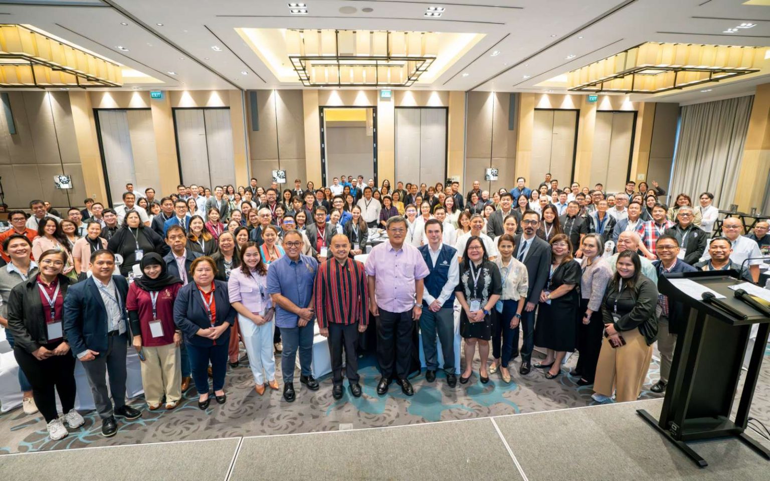 Senior Associate Justice Marvic M.V.F. Leonen, with Associate Justices Henri Jean Paul B. Inting and Antonio T. Kho, Jr., lead the participants at the “For Legal Empowerment and Equal Access to Justice,” a workshop on institutionalizing support for developmental and social change lawyering on July 25-26, 2024 in Iloilo City. (Courtesy of the Supreme Court Public Information Office)